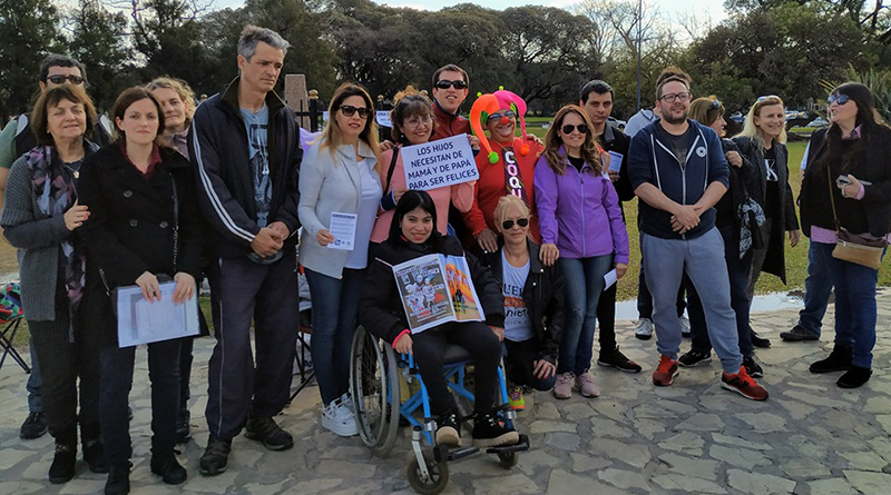 En este momento estás viendo Acto por los Derechos del Niño: Organizaciones porteñas de Infancia se reúnen en Plaza del Congreso