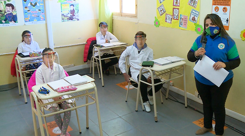 En este momento estás viendo Clases Presenciales en la Ciudad: Nueva denuncia del sindicato docente UTE