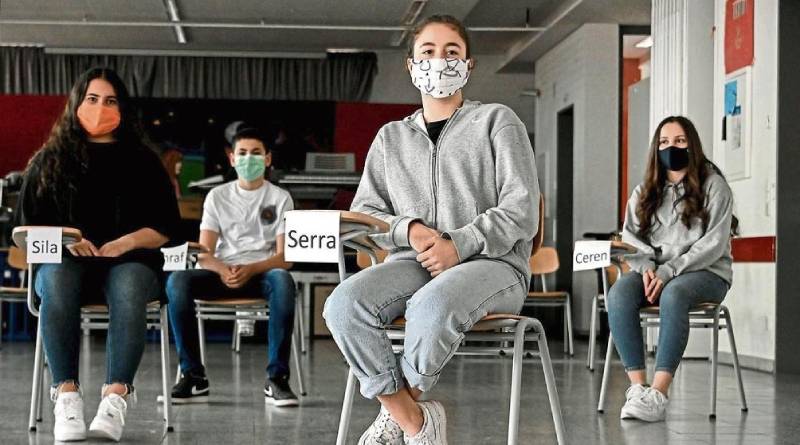 En este momento estás viendo Clases Presenciales: Un sindicato docente asegura que “el protocolo está funcionando perfectamente”