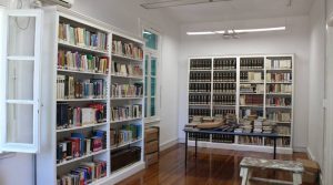 Lee más sobre el artículo La Biblioteca Helena Larroque de Roffo funciona en el barrio de Villa del Parque