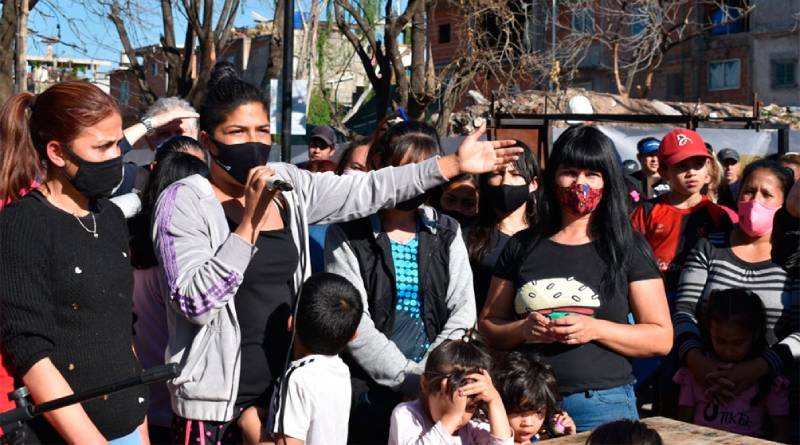 Mujeres desalojadas marcharon a la Legislatura Porteña