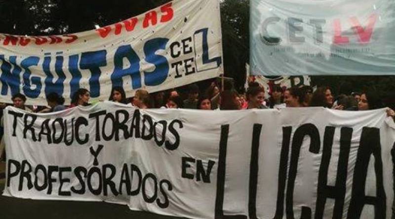 En este momento estás viendo Marchan en defensa de los 29 profesorados porteños