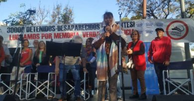 Comuna 12: Rindieron homenaje a las Madres de Plaza de Mayo