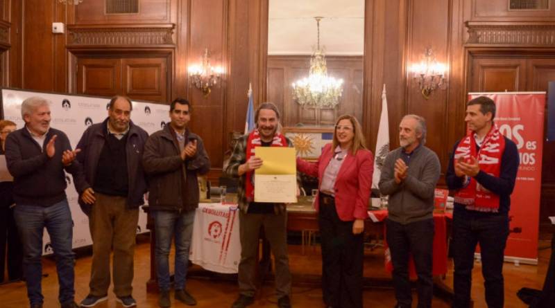 La Legislatura porteña declaró de interés al libro sobre Maradona