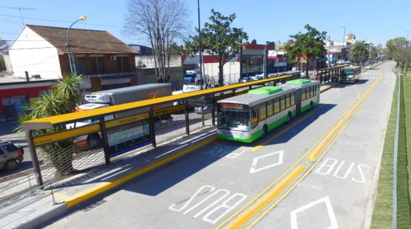 En este momento estás viendo Vecinos solicitan al Gobierno de la Ciudad que desarticule la obra del Metrobús