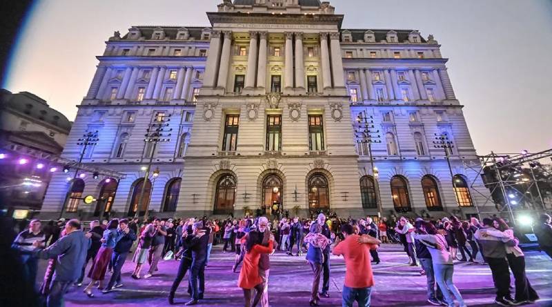 En este momento estás viendo Cinco centros culturales y museos de la Ciudad le rendirán homenaje al tango argentino