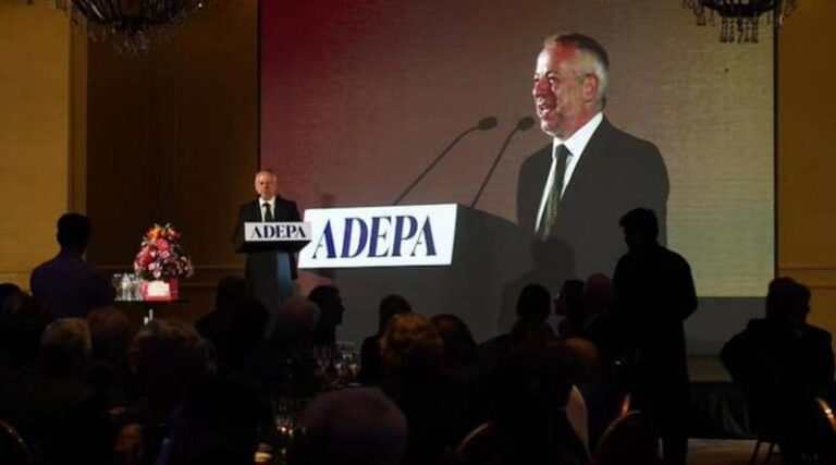 Lee más sobre el artículo Jorge Macri asistió a la celebración de ADEPA en el hotel Sheraton