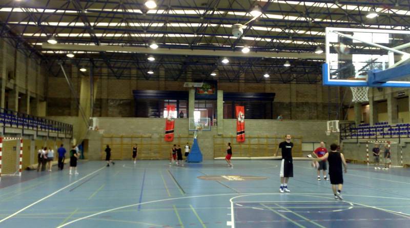 Vecinos de Chacarita esperan por un polideportivo hace más de una década