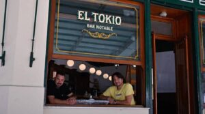 Lee más sobre el artículo Reabre El Tokio, un histórico café de Villa del Parque